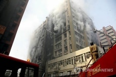 INDIA HIMALAYA HOUSE FIRE