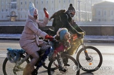 RUSSIA WINTER BIKE PARADE