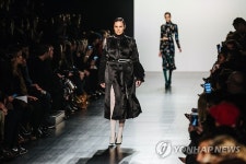 USA NEW YORK FASHION WEEK