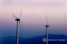 USA WIND TURBINE GENERATORS