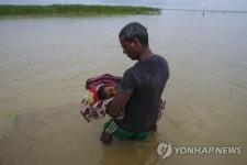 NEPAL FLOOD FUNERAL