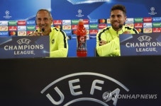 엘베브(L.veb) | RUSSIA SOCCER UEFA CHAMPIONS LEAGUE PLAY OFF