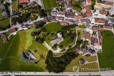 SWITZERLAND LANDART SAYPE