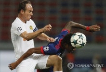 엘베브(L.veb) | RUSSIA SOCCER UEFA CHAMPIONS LEAGUE PLAY OFF