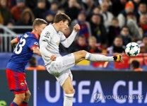 엘베브(L.veb) | RUSSIA SOCCER UEFA CHAMPIONS LEAGUE