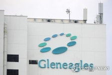 SINGAPORE PEOPLE ROBERT MUGABE OBIT