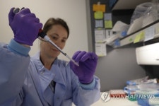 BRITAIN PANDEMIC CORONAVIRUS COVID19
