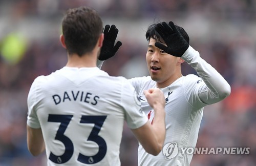 손흥민, LA FC를 떠나다시피 토트넘에서 리더십 발휘