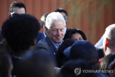 중간선거 유세 위해 네바다 찾은 빌 클린턴 전 미국 대통령