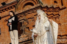 CHINA NEW YEAR TOURISM