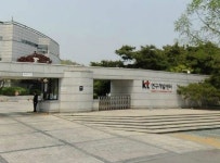 황창규, 우면동 KT연구개발센터 첫 출근
