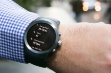 구글 야심작 안드로이드웨어 2.0, 직접 써봤더니