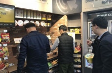 [르포] 무인편의점 &apos;이마트24&apos; 가보니...혁신성은 아직 부족