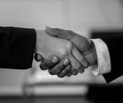 美 유명 의학저널 논문 싣고 제약·의료기기업체 돈 받은 연구자들