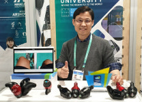 [CES 2022 혁신주역들] 비접촉 자전거 발전기로 전기 만드는 ‘위드어스’