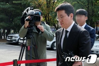 'SM 시세조종 의혹' 배재현 카카오 투자총괄대표 구속기소