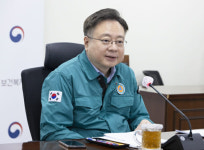 전공의 이탈에 이어 61개 의료기관 노조 29일 총파업 예고