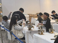 진라면 꾸미고 칼국수 면 뽑고…라면박람회 가보니
