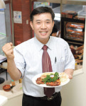 독도사랑 메뉴 선보인 맛대로치킨 최원호 사장