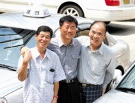 CEO 출신 택시기사 삼총사 김기선·정광조·박세구