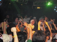 4050이 GoGo춤 췄듯이  1020은 클럽서 ‘부비 댄스’