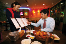 [프리미엄 재테크] 성공 창업- 수제치킨전문점 ‘아로하치킨’