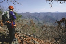 [주말산행 경상도의 산ㅣ구암산 807.7m] 첩첩산중에 푹 빠져 걷는 오지의 산!