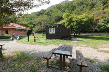[한국의 캠핑명당을 찾아서ㅣ<10> 내장산 내장야영장] 가을 단풍을 위해 1년을 기다린 캠핑장