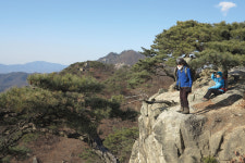 비단병풍錦屛 칠봉산, 고찰古刹 회암사지 품은 천보산