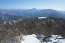 [악돌이의 만화산행-주금산] 펄럭이는 비단 같은 수려한 산릉 독바위봉·선바위봉 조망 일품