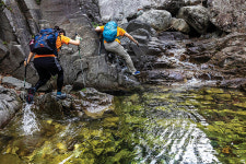 [통화권 이탈 오지산행] 길 잃으면 아무도 찾으러 안 갈 거야 인터넷에도 없는 미답의 계곡