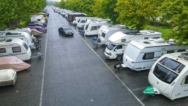 공영주차장 차박 금지… 캠핑 붐에 찬물 반발도