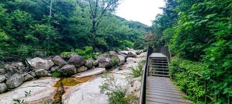 [서울에 이런 계곡이? 북한산성] 북한산이 숨겨둔 서울 최고 암반 계곡