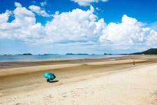 다도해 섬에 숨어 있는 보석 같은 신안의 해수욕장