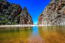 구불구불 넥타이 매듭 같은 산악드라이빙 코스 [마요르카 라이트아웃도어]