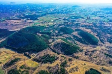 옹기종기 구릉 위에 둥둥 뜬 오름 [제주 좌보미오름]