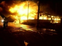 전주 제지공장에 큰 불…수억 원 재산 피해