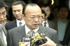 한화측, 폭력배 두목에게 1억1천만원 줬다