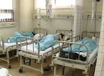 또 급식사고…중학생 130여 명 집단 식중독