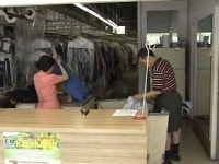 바지소송 세탁소주인, 결국 세탁소 문 닫아