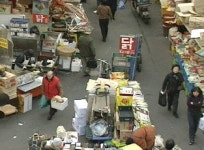 설 대목에도 썰렁…재래시장 상인들 한숨만
