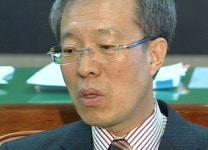 이석연 법제처장, '기관장 사퇴 논란' 반대 입장