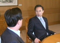 이 대통령-강재섭 대표, 오늘 청와대 오찬회동