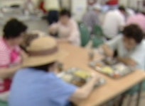 한 끼가 힘겨운 사람들…급식소의 힘겨운 여름