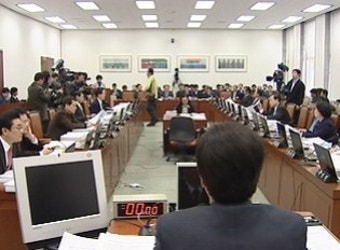 여야, 임시국회 다시 개회…일부 신경전 '진통'