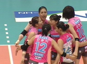 여자배구 챔피언결정 3차전 흥국생명 2:1로 앞서
