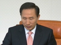이 대통령 오늘부터 하계 휴가…내각개편 구상