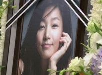 고 영화배우 장진영 씨, 별세 나흘 전 혼인신고