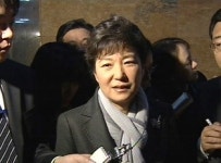 박근혜 '강도론' 정면 반박…청와대 