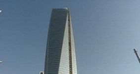 [수도권] 송도 동북아 무역센터 건립, 전면 중단